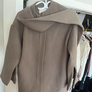 Oak and Fort Cape Coat